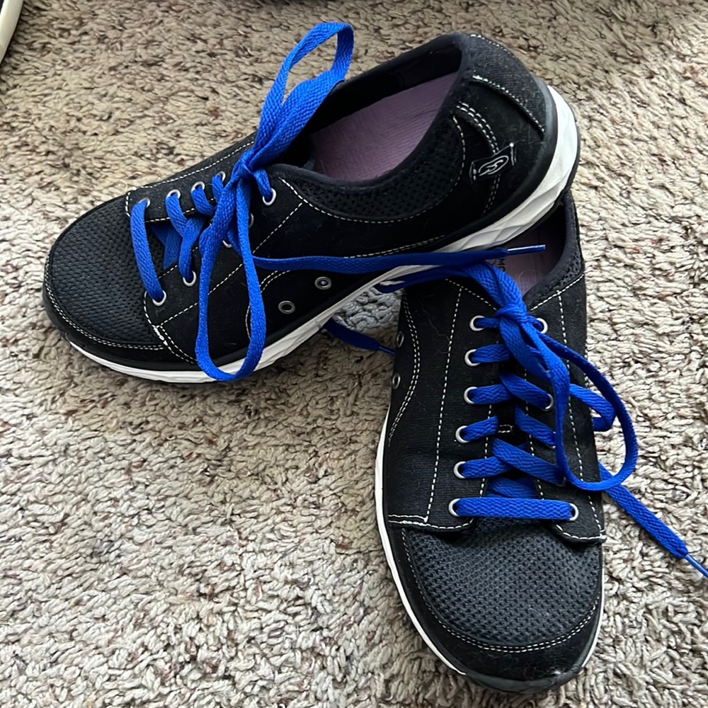 Dr Scholls sneakers size 8.5